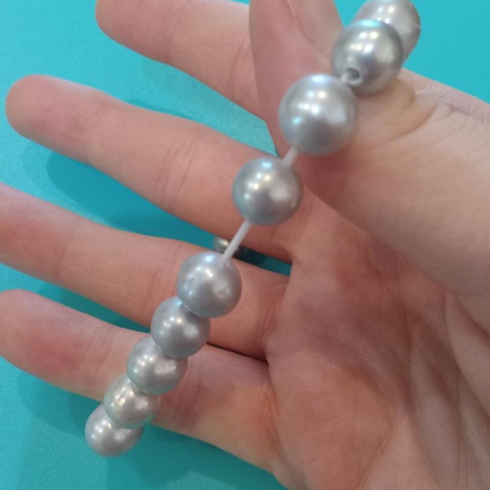 Platinum pearl stretch bracelet NWOT